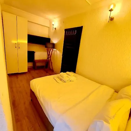 Mates Istiklal Apartamento Estambul