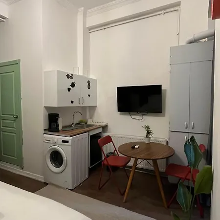 Palmy Homes Istiklal Estambul